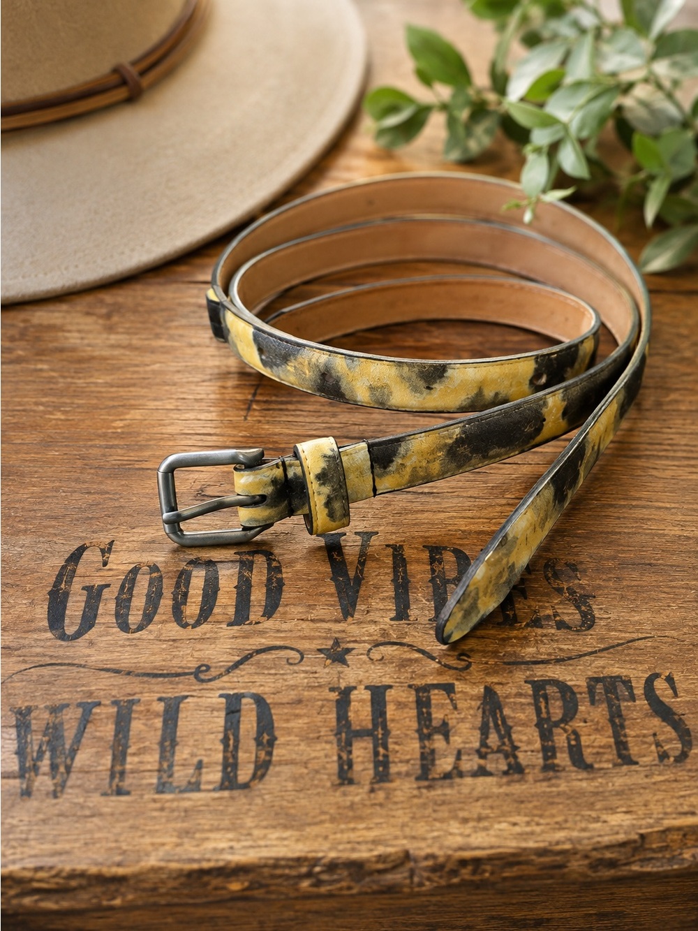 Ann Taylor Glossy Exotic Camo Print Skinny Fashion Belt Size L
